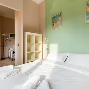 Garibaldi District Cosy Studio Milán